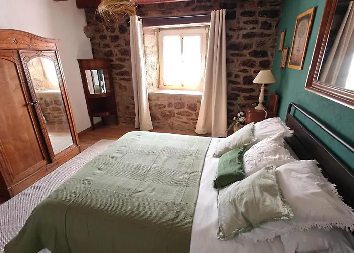 Casona Del Marquesado 2 Hébergement de vacances *